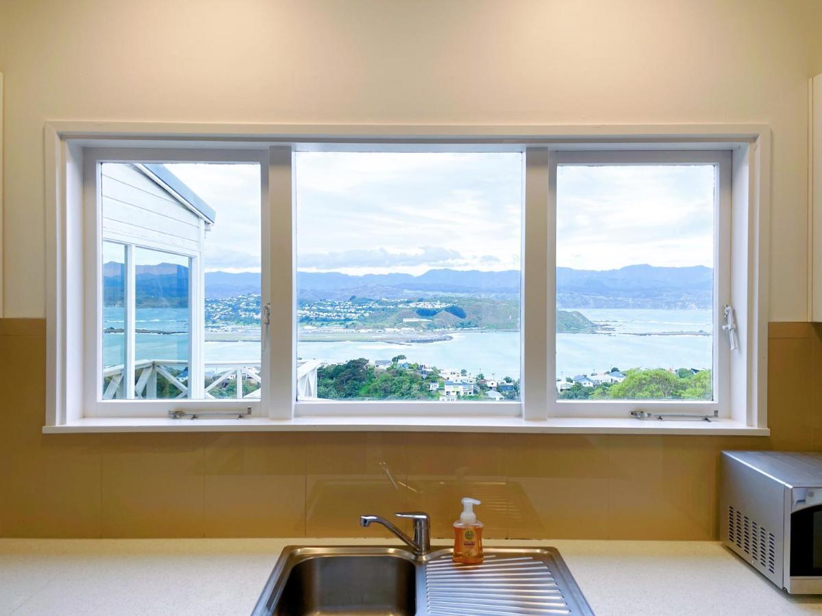 No Party Allowed,Sea View 5 Bedroom House Wellington Exterior photo