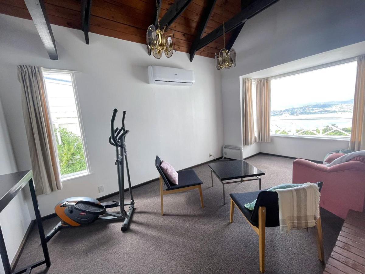 No Party Allowed,Sea View 5 Bedroom House Wellington Exterior photo